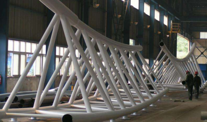 随州管廊钢结构与桁架结构的管道支架应该如何区分